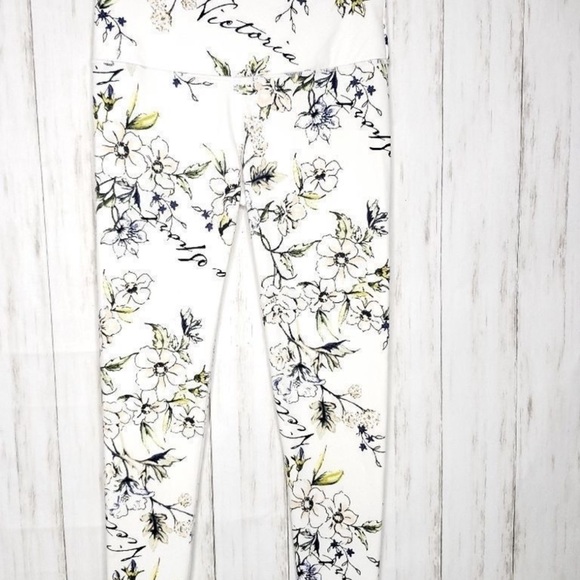 Victoria's Secret Hi waist Knockout Floral Leggings Size M - Picture 3 of 10